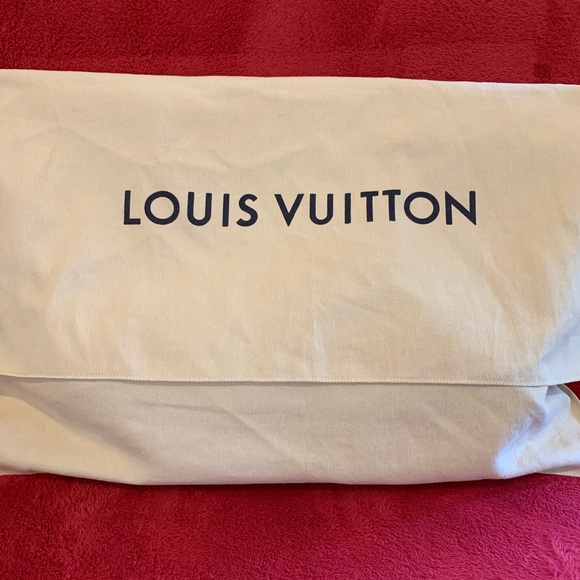 ✨Louis Vuitton Iena MM Monogram Handbag✨ - Picture 9 of 12